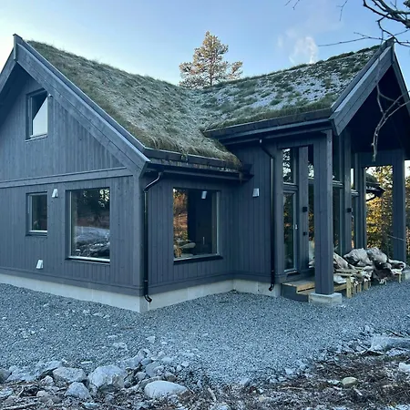Semesterbostad Warm And Inviting Near Norefjell